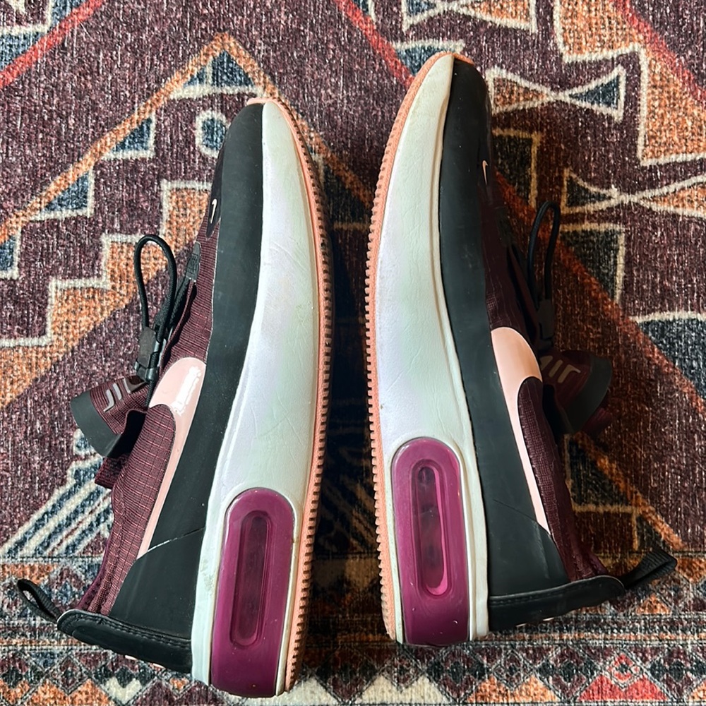 Nike air max dia - size 9